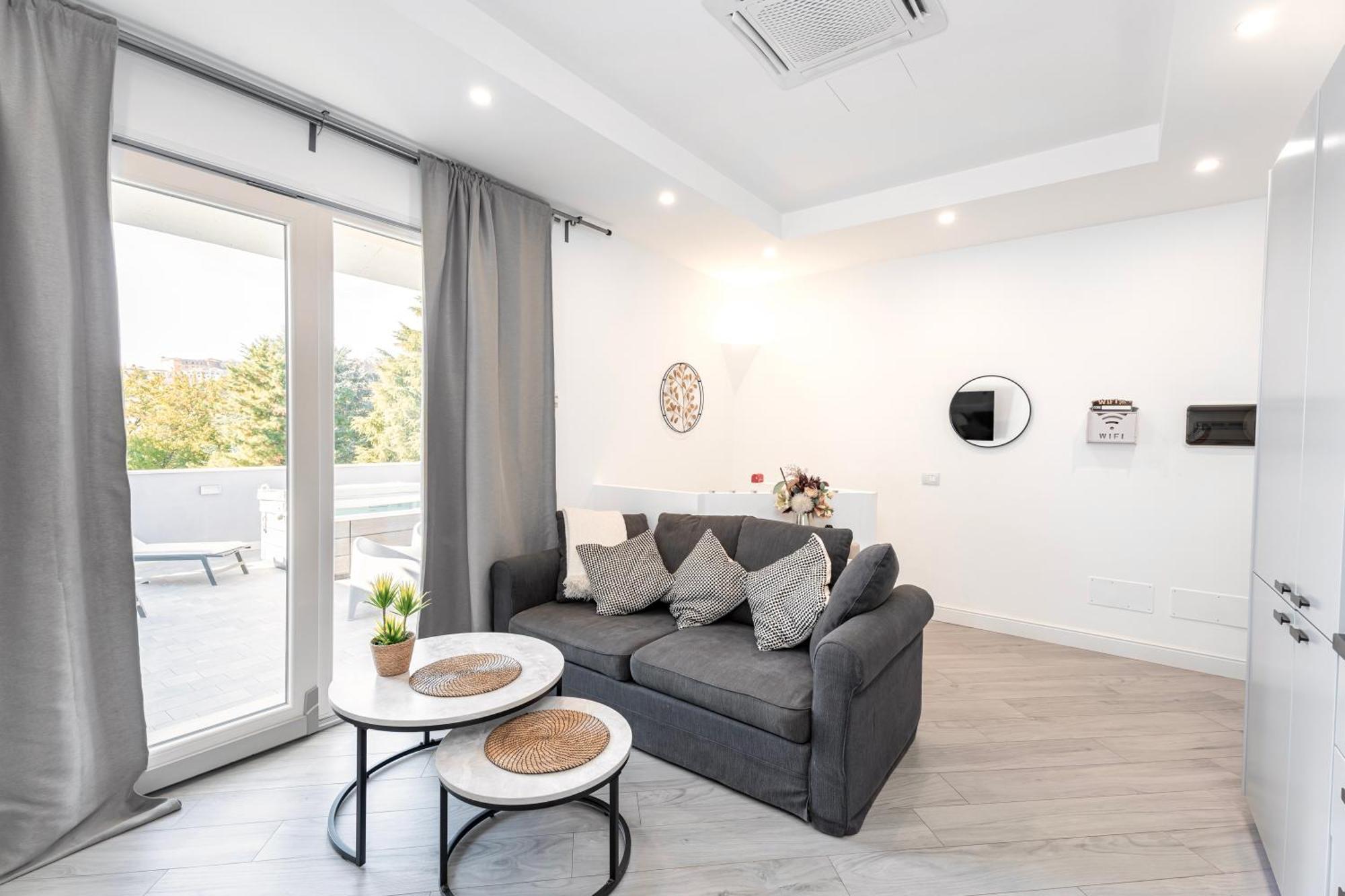 Luxury - Jacuzzi Apartments Near Rome Velletri Esterno foto